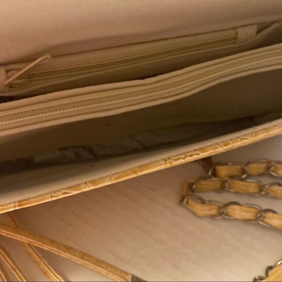 Clutch purse/bag, evening bag, Yellow, with 2 straps,New Without Tags - Picture 9 of 13